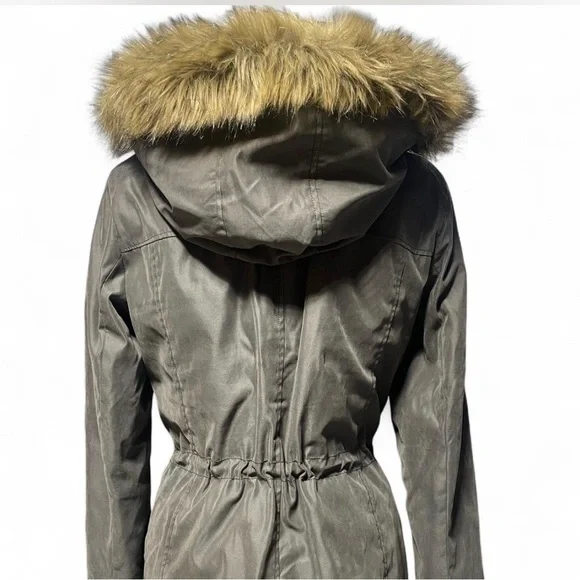 Jones New York Gray Jacket with faux fur hood size medium - Picture 5 of 10